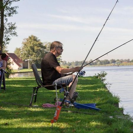 Chalet Kajuit 418 Op 5 Sterren Camping Bergumermeer Hotell Suameer Eksteriør bilde