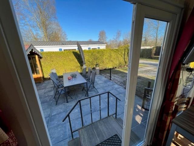 Chalet Kajuit 418 Op 5 Sterren Camping Bergumermeer Hotell Suameer Eksteriør bilde